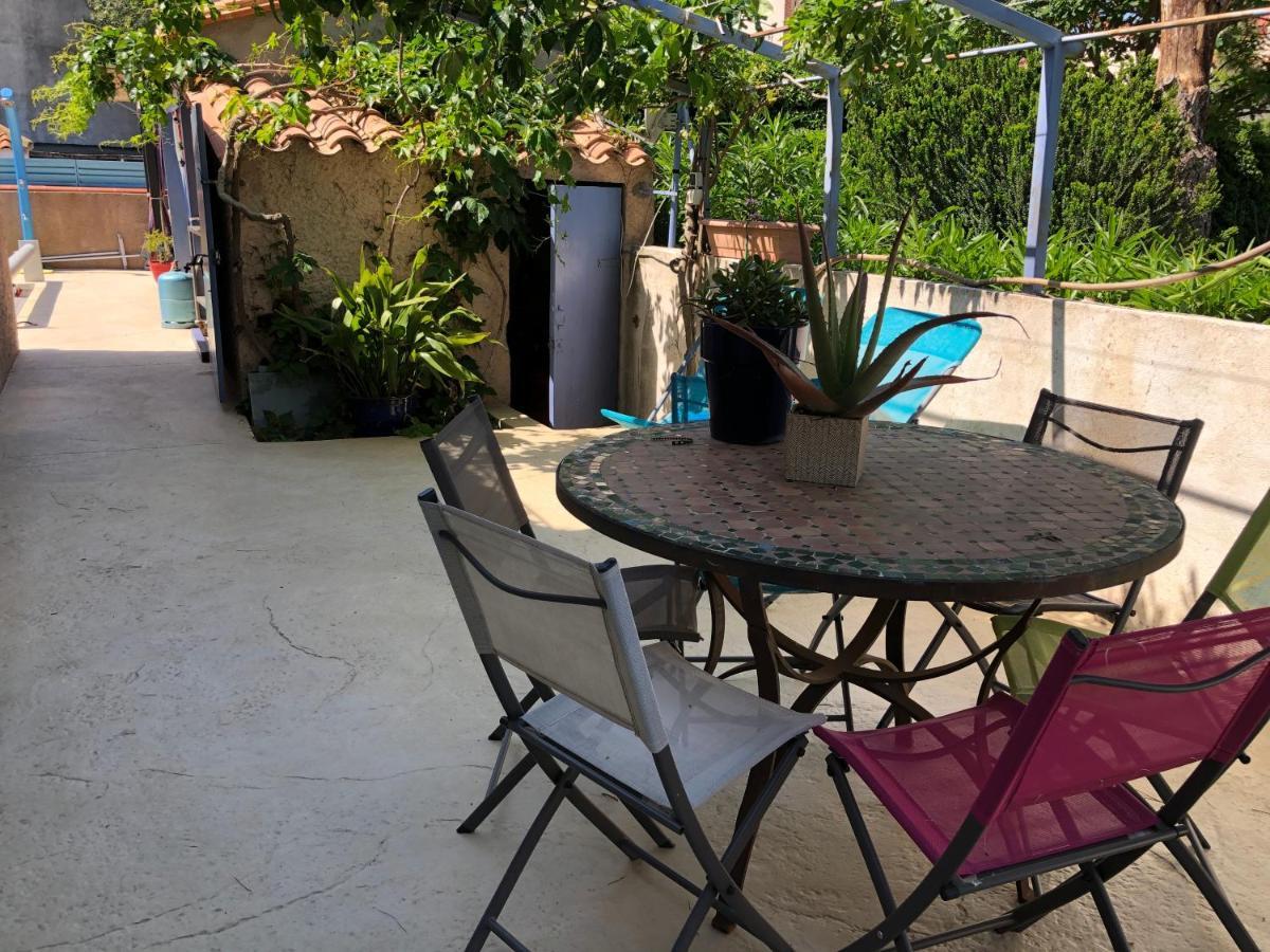 Chambres Table D'Hotes Carpe Diem Villeneuve-la-Riviere Bagian luar foto