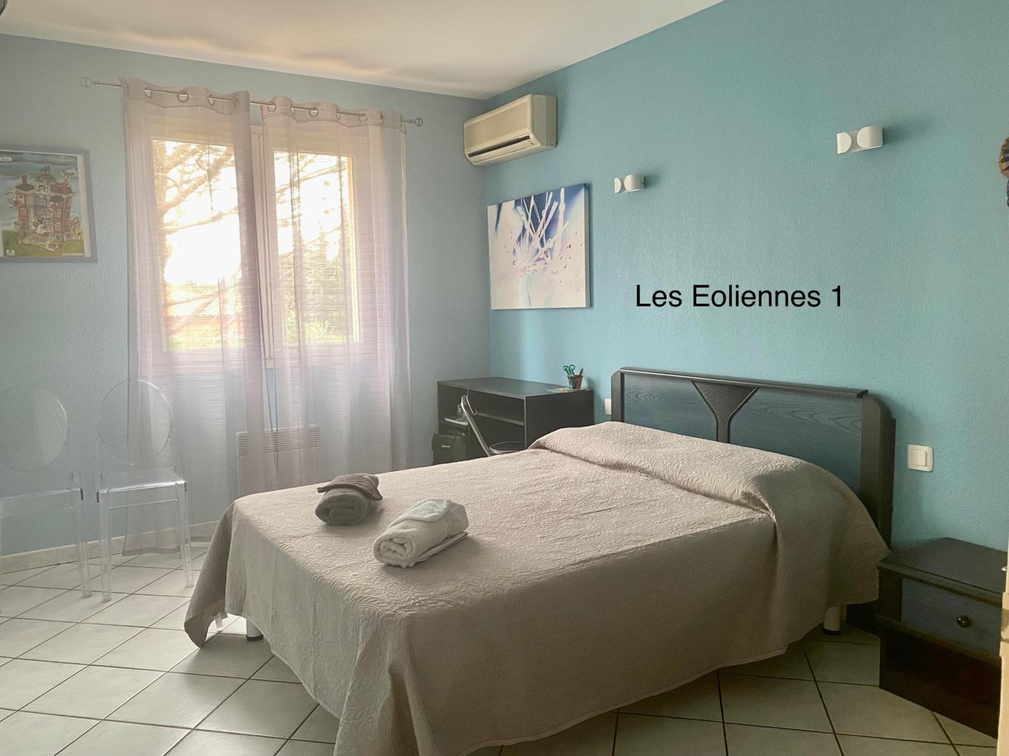 Chambres Table D'Hotes Carpe Diem Villeneuve-la-Riviere Ruang foto